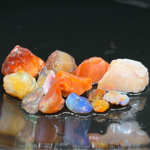 Mexican Rough Fire Opal Cutters Full Of Hidden Colors Uncut Raw Loose - Picture 1 of 15